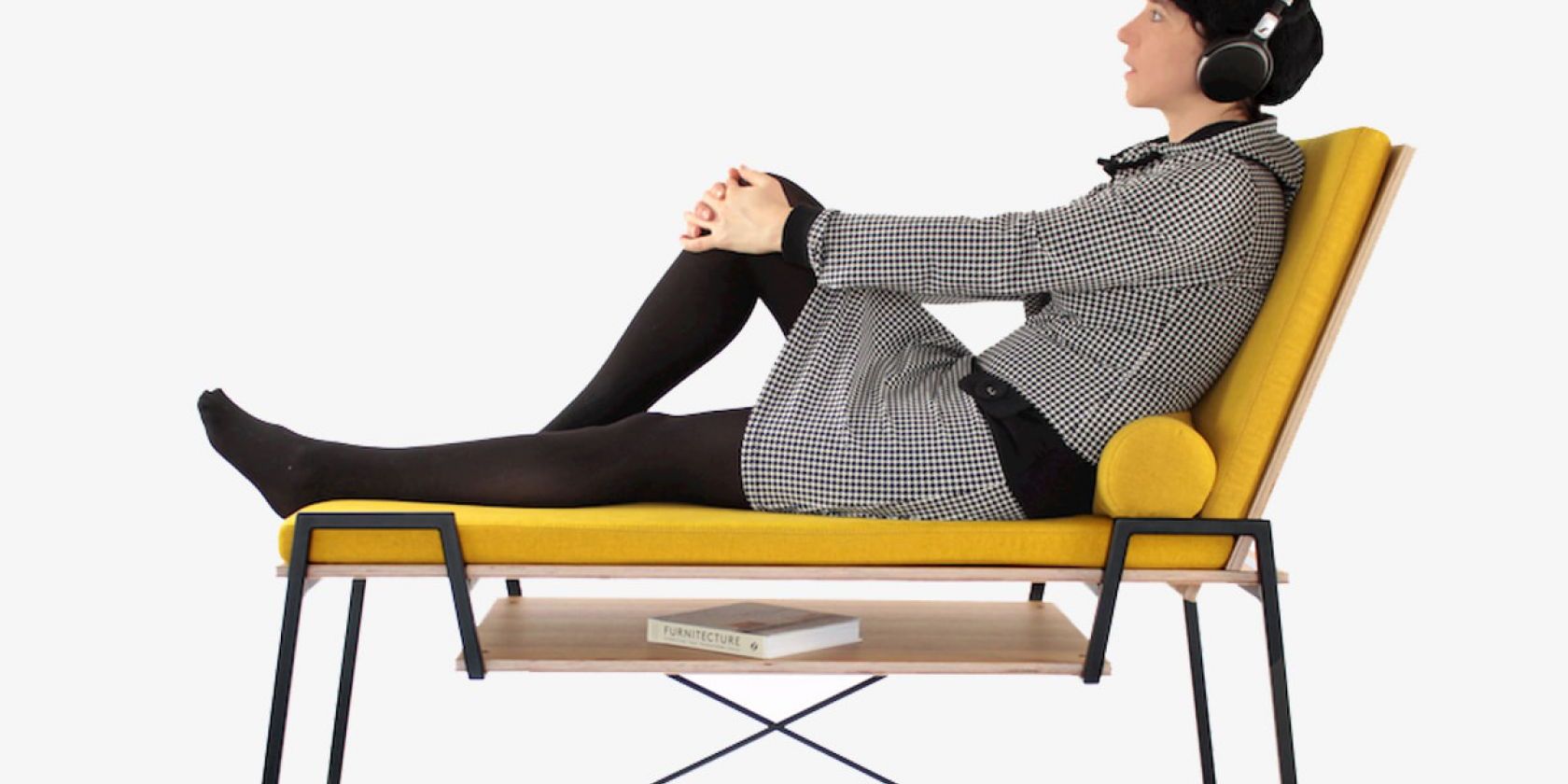 DREAM - window seat and desk